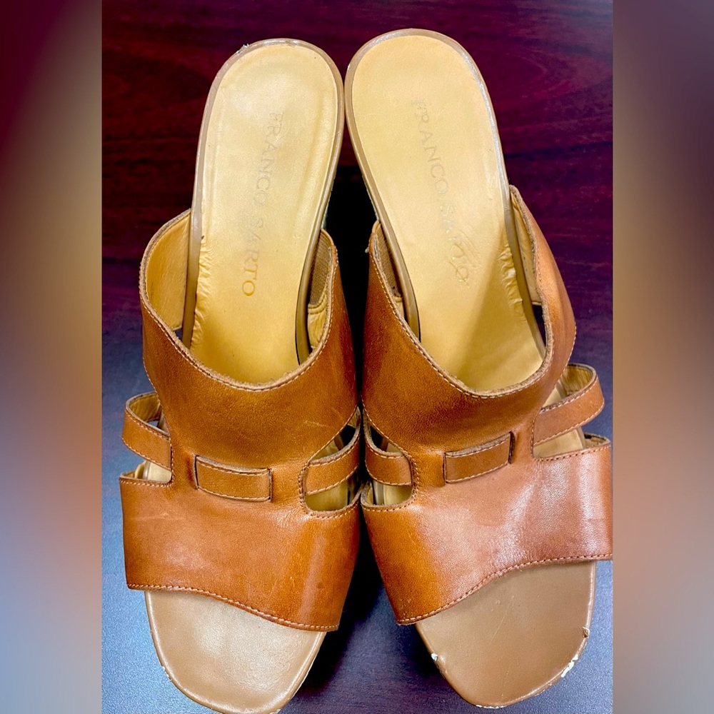 Well-loved Franco Sarto wedges
